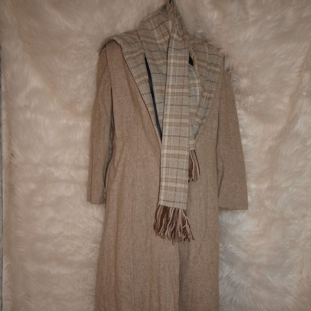 Light Brown Long Dress Coat with Plaid Liner and Matching Scarf Size OS USED